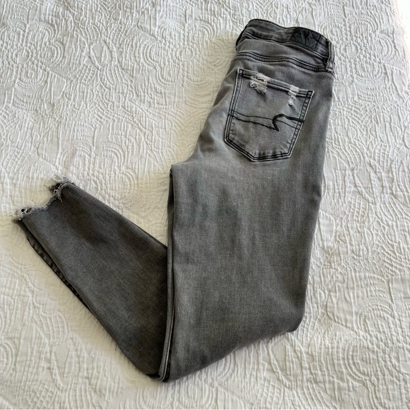 grey distressed american Eagle Super high-rise Jeggings - Picture 1 of 5